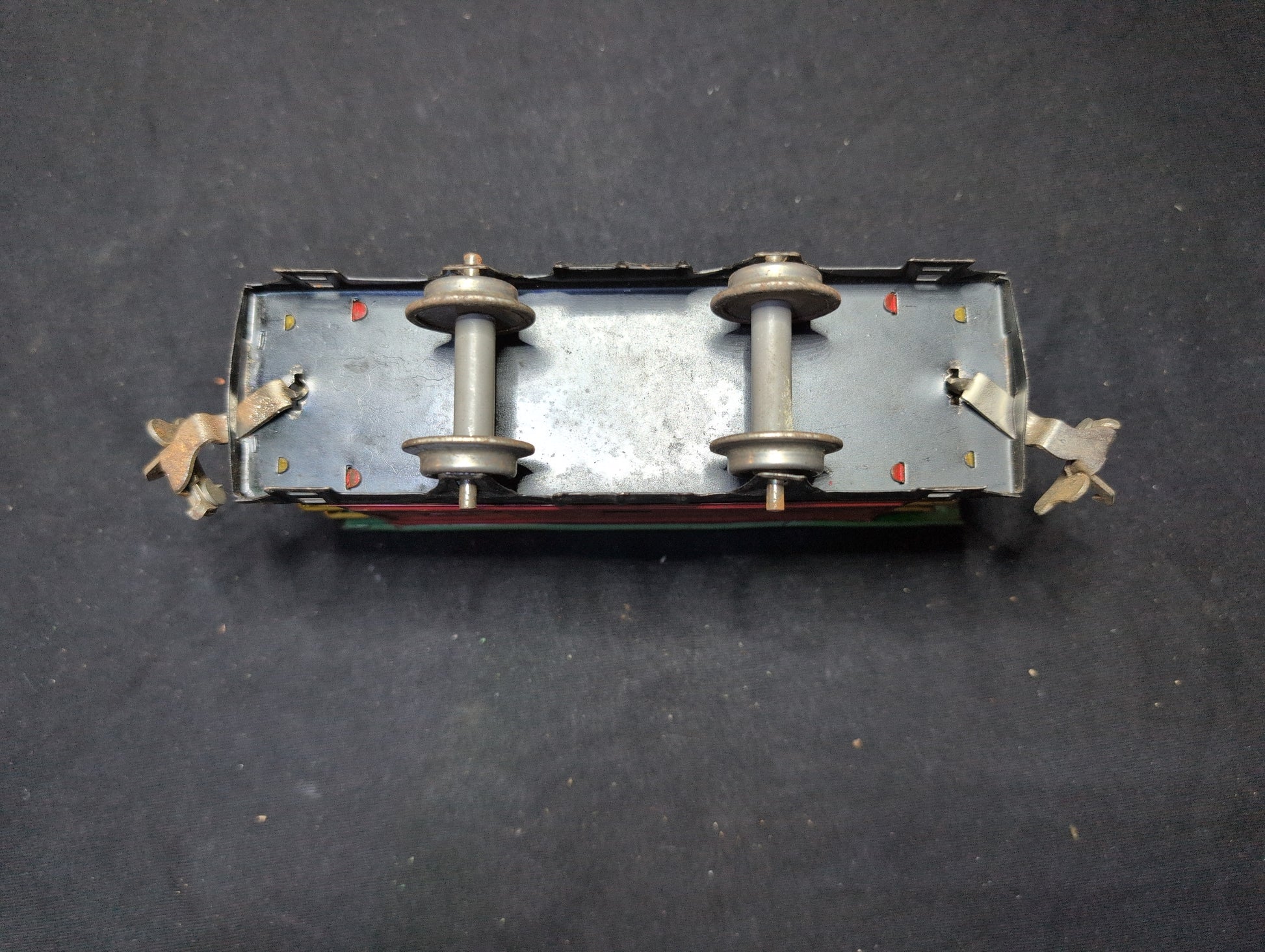 Lionel Pre-war O-Gauge #807 Tinplate Caboose 807 Red & Green