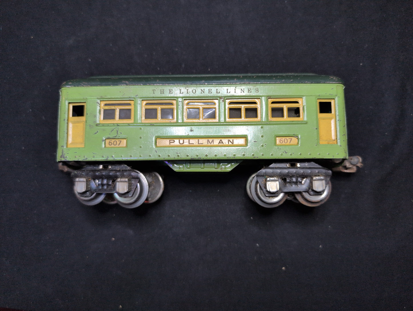 Lionel Pre-war O-Gauge #607 Pullman Car Green Tinplate w/ Original Box 607
